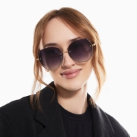 Очки солнцезащитные uv 400, дужка 14.7 см, ширина 13.8 см, линза 5.7×6 см