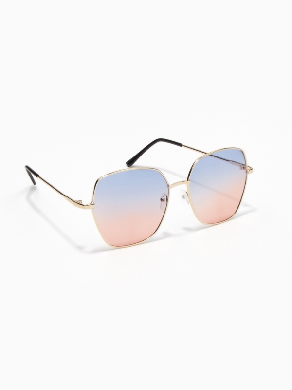 Очки солнцезащитные  uv 400, дужка 14 см, ширина 13.1 см, линза 5.6 х 5.7 см Очки солнцезащитные  uv 400, дужка 14 см, ширина 13.1 см, линза 5.6 х 5.7 см