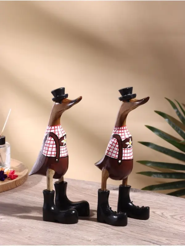 Сувенир &laquo;Утка-фермер&raquo;, 27 см, дерево, МИКС