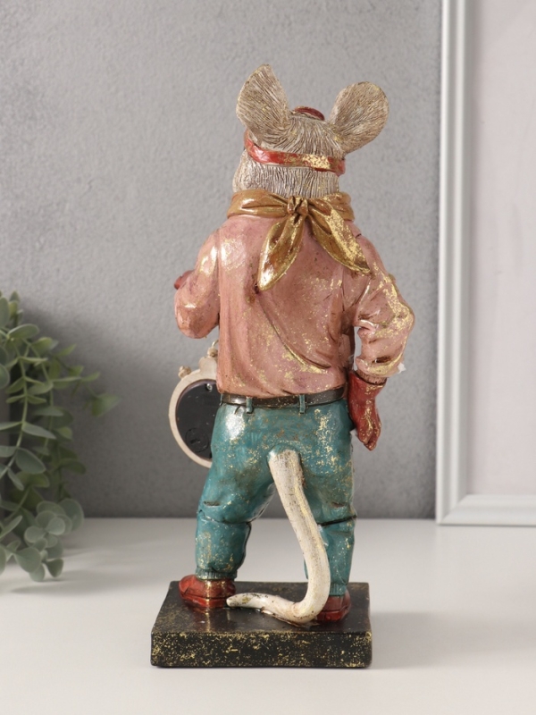 Сувенир полистоун с часами  Сувенир полистоун с часами "Мышонок-пилот" 10,5х12,5х27,5 см