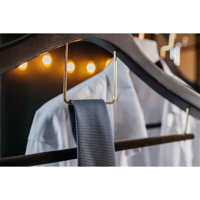 Плечики - вешалка для костюмов LaDо́m Brown Gold, 42.5&times;4&times;19 см, перекладина вельвет, широкие плечики, дерево бук