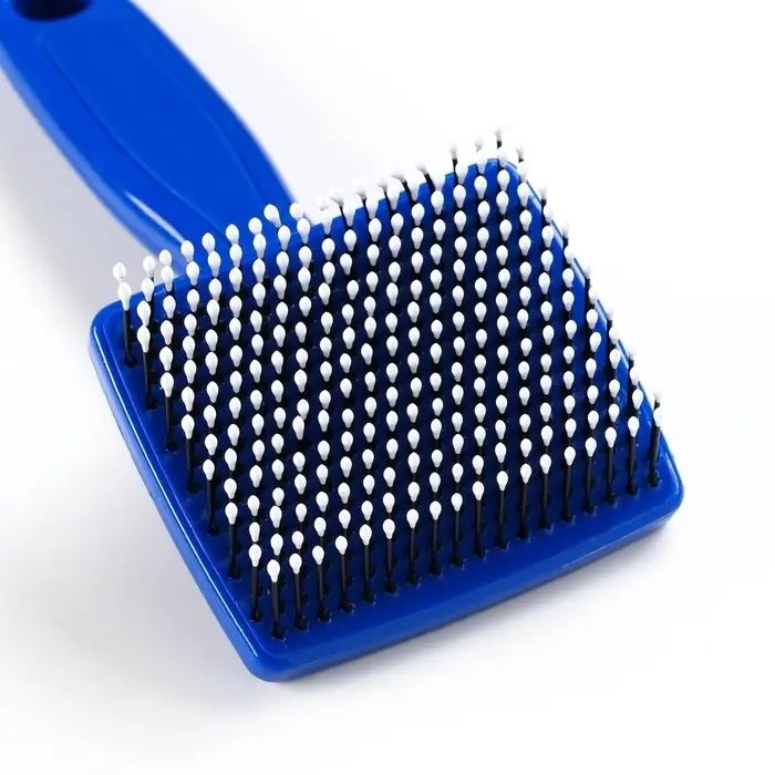 Пуходёрка малая, 6&times;13.5 с, мягкая, с закруглёнными зубьями, синяя