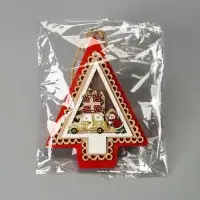 Ёлочная игрушка &laquo;Ёлка с Дедом Морозом и машиной&raquo;, 12.5&times;9.5&times;1.5 см, от батареек, свечение тёплое белое