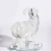 Фигурка стеклянная &laquo;Барашек на зеркале&raquo;, 9 см