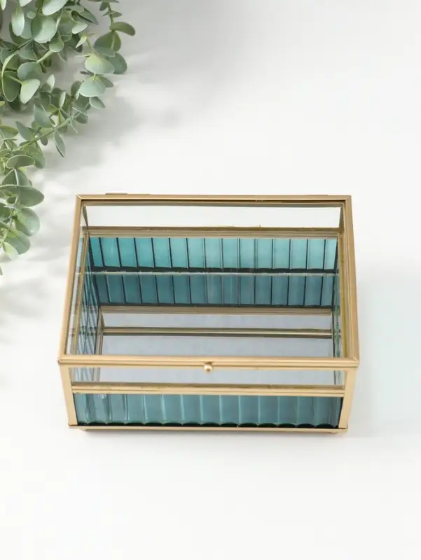 Шкатулка стекло с металлическим каркасом  "Линии по низу" голубая 14х18х9,5 см