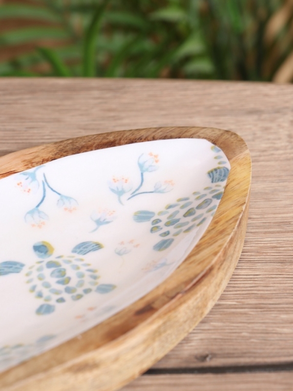 Блюдо в форме рыбки Блюдо в форме рыбки "Черепаха и цветы" дерево манго 32х11,5х2 см