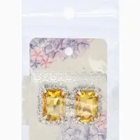 Серьги со стразами "Роскошь", прямоугольник, цвет жёлто-белый в серебре