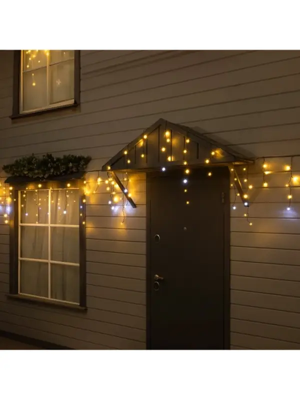 Гирлянда «Бахрома» 25 × 0.7 м, IP44, УМС, тёмная нить, 450 LED, свечение тёплое белое, мерцание, 220 В