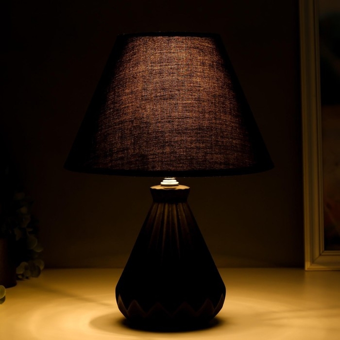 Лампа настольная 1860/1BK E14 40Вт черный 25х25х35 см RISALUX