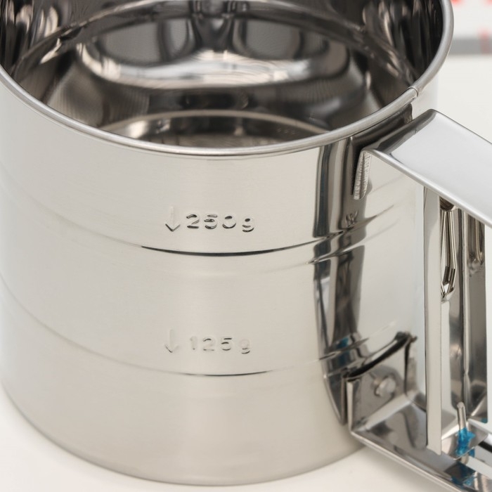 Просеиватель для муки Доляна, 375 мл, цвет серебристый Просеиватель для муки Доляна, 375 мл, цвет серебристый