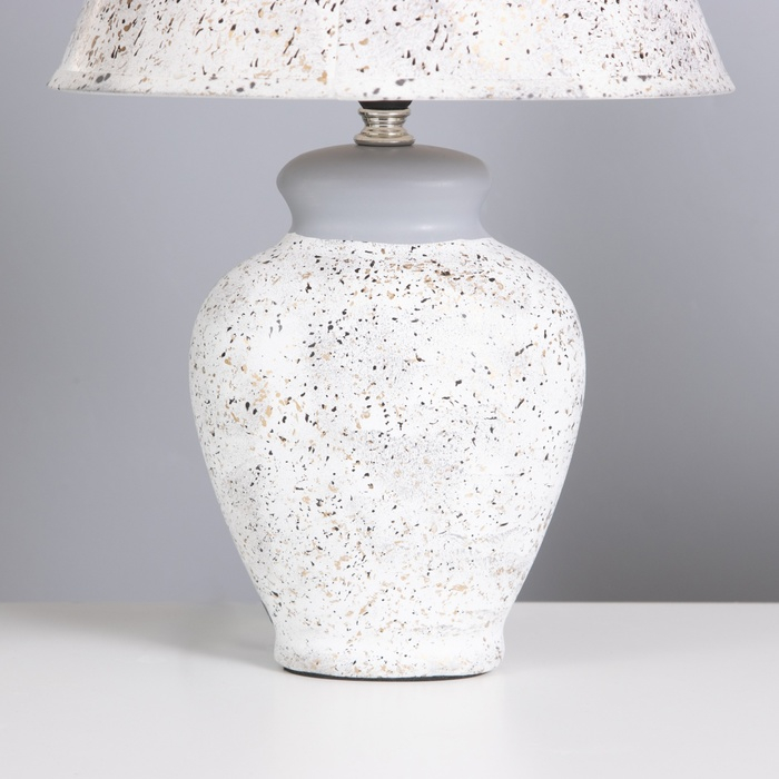 Лампа настольная керамика  Лампа настольная керамика "Римская империя" Е14 220В 39х25х25 см RISALUX