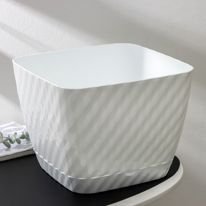 Горшок с поддоном «Классика», 15 л, цвет белый Горшок с поддоном «Классика», 15 л, цвет белый