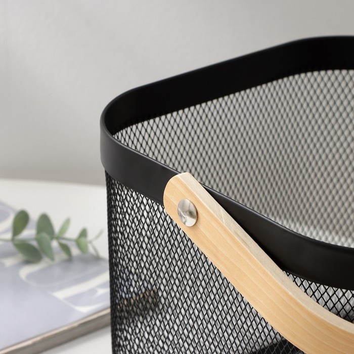 Корзинка универсальная LaDо́m, 26,5×25,5×18 см, цвет чёрный Корзинка универсальная LaDо́m, 26,5×25,5×18 см, цвет чёрный