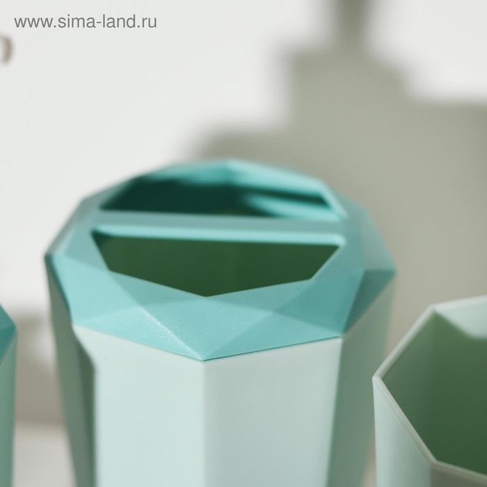 Набор аксессуаров для ванной комнаты, 4 предмета (дозатор 350 мл, мыльница, подставка, стакан), цвет МИКС Набор аксессуаров для ванной комнаты, 4 предмета (дозатор 350 мл, мыльница, подставка, стакан), цвет МИКС