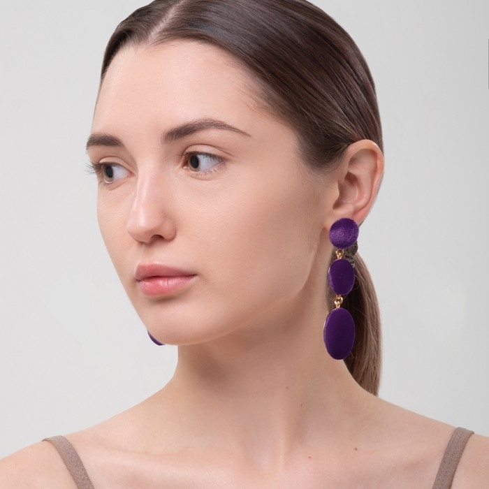 Серьги ассорти «Либеро» три диска, цвет фиолетовый в золоте Серьги ассорти «Либеро» три диска, цвет фиолетовый в золоте
