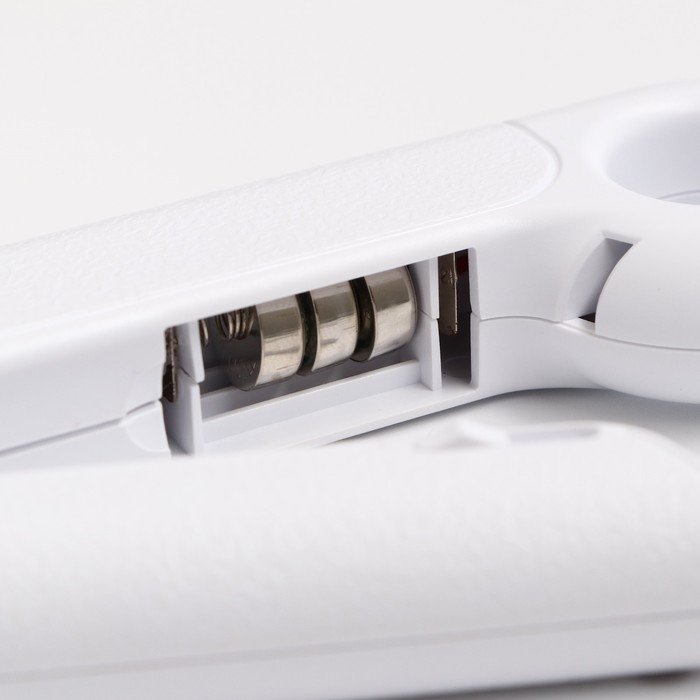 Умный когтерез для животных, с пилкой, LED фонарём, на батарейках Умный когтерез для животных, с пилкой, LED фонарём, на батарейках