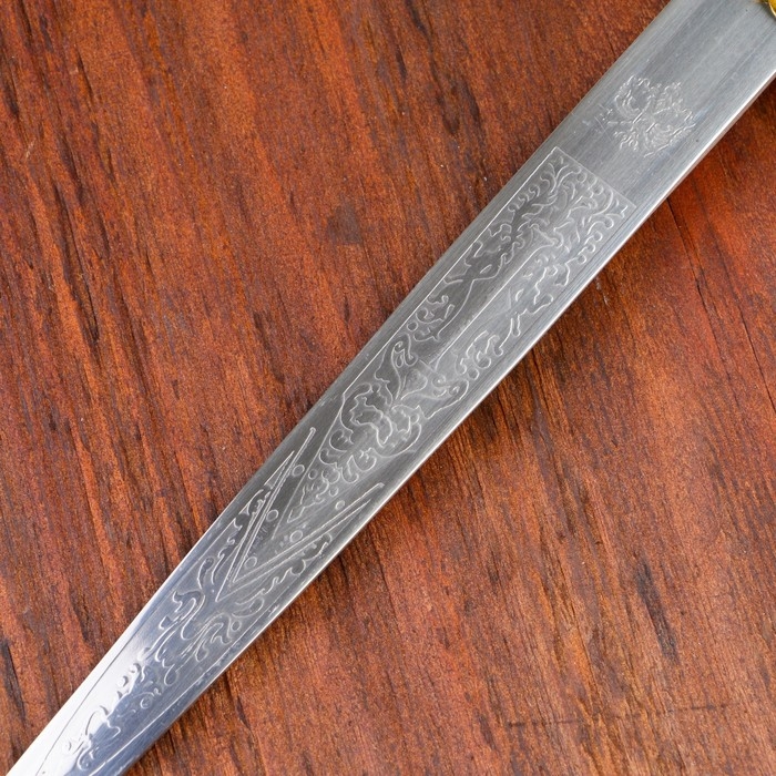 Сув-ое оружие кортик ножны металл золотой орел в виде упора рукояти огранка на ножнах 39 см Сув-ое оружие кортик ножны металл золотой орел в виде упора рукояти огранка на ножнах 39 см