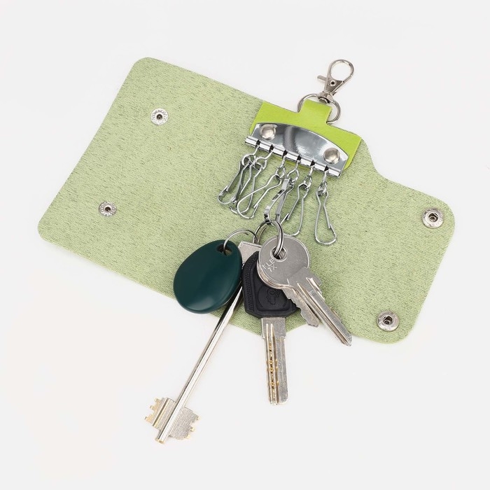 Ключница на кнопках, длина 11 см, 7 карабинов, цвет салатовый Ключница на кнопках, длина 11 см, 7 карабинов, цвет салатовый