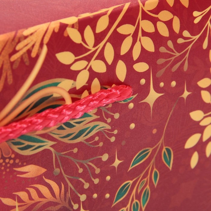 Пакет-коробка «Золото», 23 х 18 х 11 см, Новый год Пакет-коробка «Золото», 23 х 18 х 11 см, Новый год