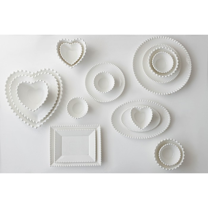 Блюдо фарфоровое овальное Magistro «Лакомка», 30×20×1,5 см, цвет белый