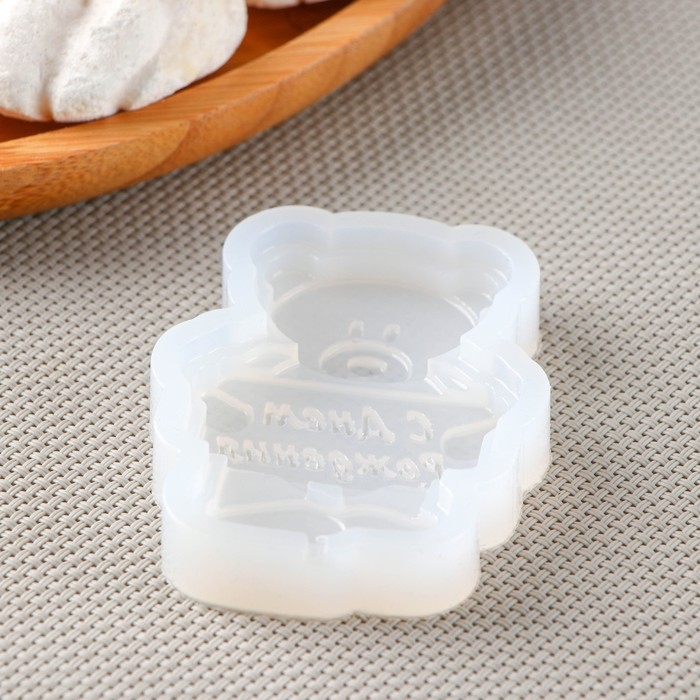 Силиконовая форма «Мишка с табличкой», 7,5×6,8 см, 7×5 см, цвет прозрачный Силиконовая форма «Мишка с табличкой», 7,5×6,8 см, 7×5 см, цвет прозрачный