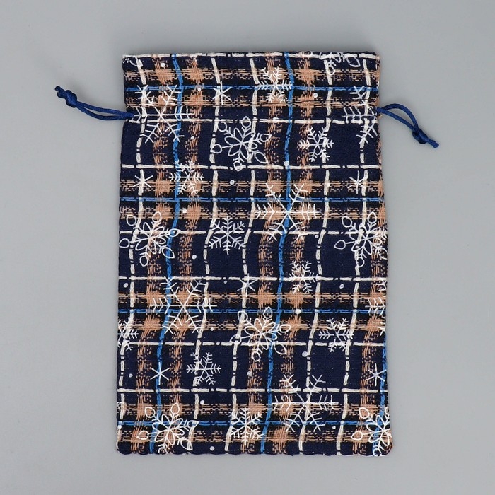 Мешочек подарочный холща «Новогодняя пора», снежинки, 16 х 24 см +/- 1.5 см, Новый год Мешочек подарочный холща «Новогодняя пора», снежинки, 16 х 24 см +/- 1.5 см, Новый год