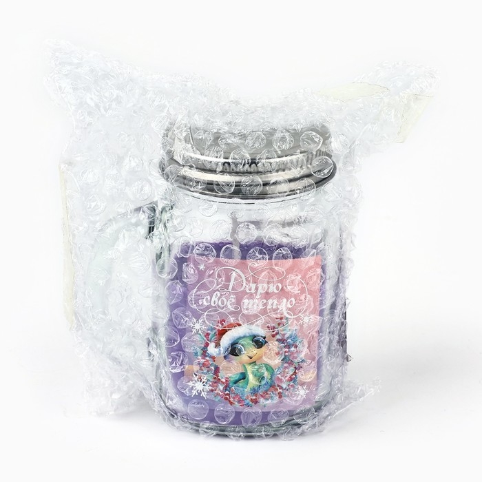 Новогодняя свеча в баночке с ручкой «Новый год: Дарю свое тепло», аромат мандарин, 7 х 8,5 х 5 см Новогодняя свеча в баночке с ручкой «Новый год: Дарю свое тепло», аромат мандарин, 7 х 8,5 х 5 см