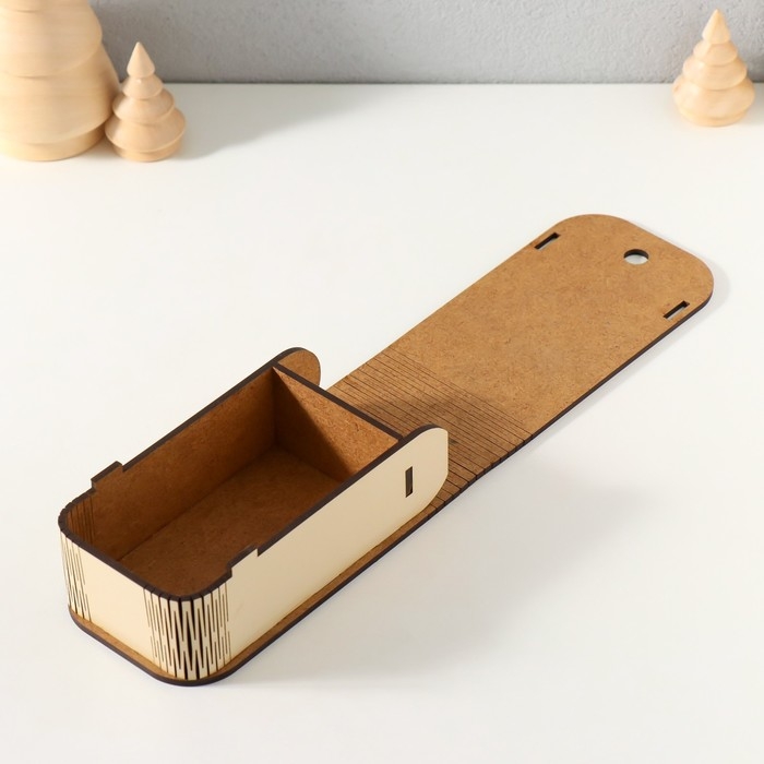 Новогодняя шкатулка  Новогодняя шкатулка "Змея. Удачи" 13х7х4