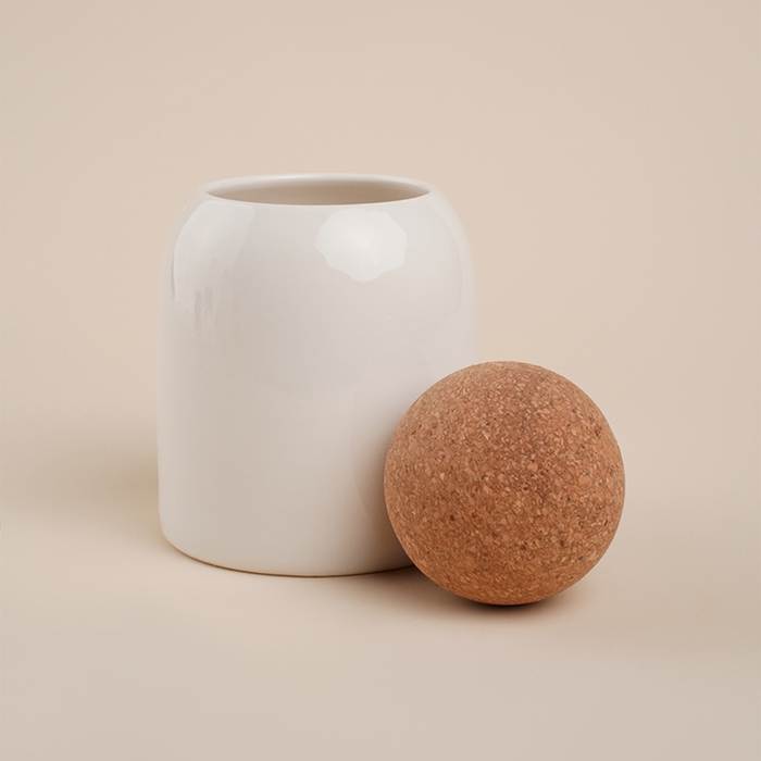 Набор банок фарфоровых для сыпучих продуктов на подставке SL Home &laquo;Тренто&raquo;, 4 предмета: 4 банки 400/650/900 мл, подставка