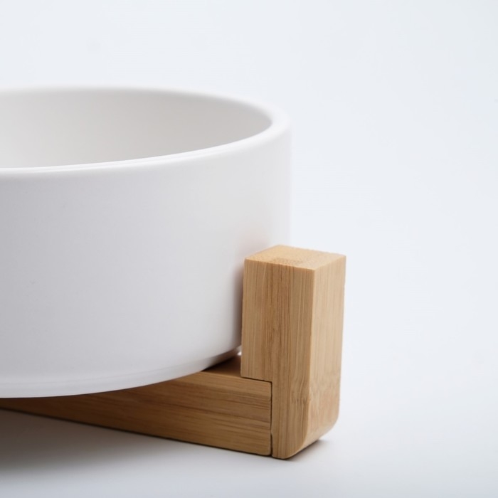 Миски керамические двойные на подставке 2 х 450 мл  28,5 х 15,5 х 7 см, белая Миски керамические двойные на подставке 2 х 450 мл  28,5 х 15,5 х 7 см, белая