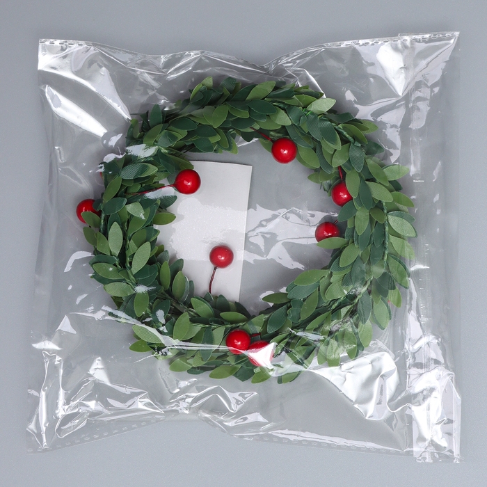 Лиана искусственная для декора &laquo;Листья с ягодками&raquo;, 3 метра, 13 &times; 13 &times; 2 см