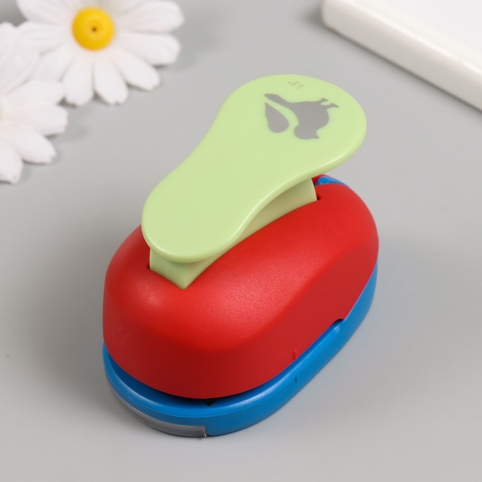 Дырокол фигурный рисунок 3,8х3,8 см Дырокол фигурный рисунок 3,8х3,8 см "Птичка" 7х5,2х9,2 см, МИКС