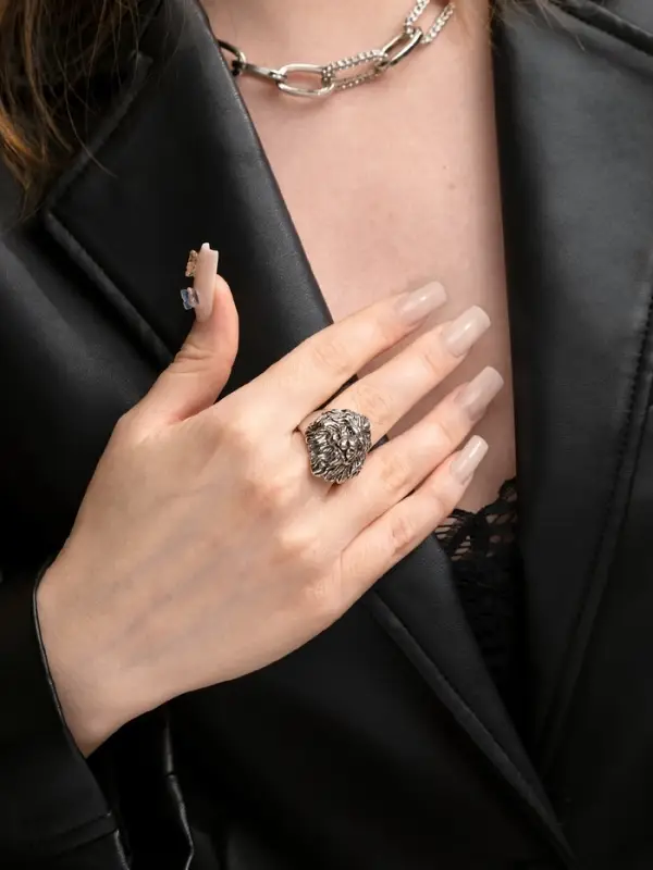 Кольцо &laquo;Перстень&raquo;, лев, цвет чернёное серебро, безразмерное