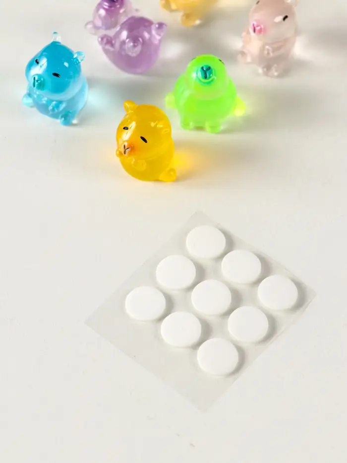 Сувенир полистоун флюоресцентный "Капибары" набор 6 шт 1,7х2 см Сувенир полистоун флюоресцентный "Капибары" набор 6 шт 1,7х2 см