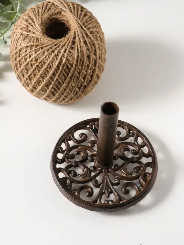 Сувенир катушка для ниток чугун с ножницами "Узоры" 13,2х13,2х23 см