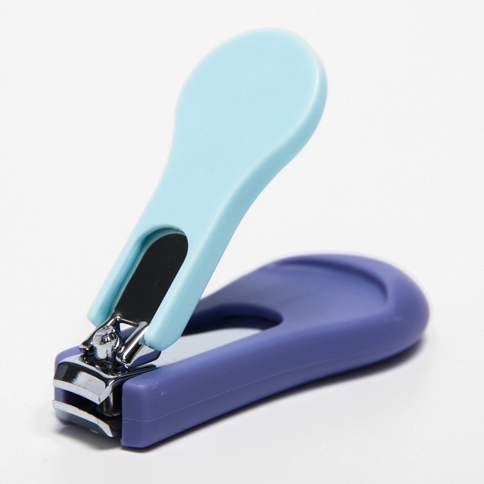 Детский маникюрный набор (ножницы, книпсер, пилка, пинцет), цвет голубой Детский маникюрный набор (ножницы, книпсер, пилка, пинцет), цвет голубой