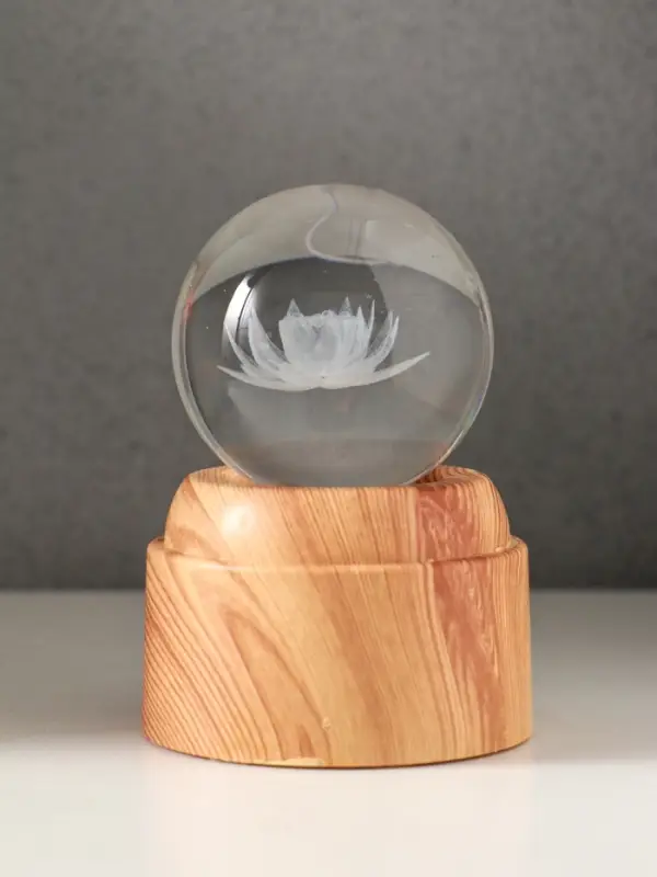 Сувенир стекло свет Сувенир стекло свет "Шар. Лотос" 6хLED шар d=6 см, крутится, USB 7х7х10 см