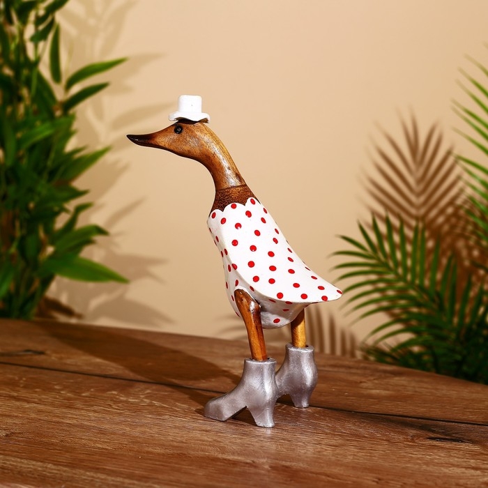 Сувенир Сувенир "Утка в летнем наряде" дерево 27 см
