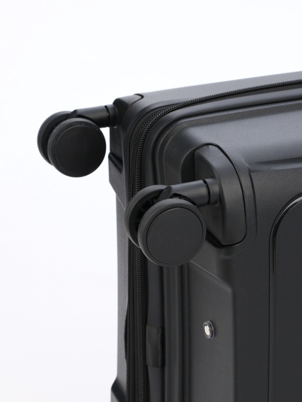 Чемодан 24 Чемодан 24", PP, 43*26*66, отд на молнии, код замок, 4 колеса, черный
