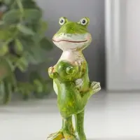 Сувенир полистоун "Лягушонок с малышом - возьми на ручки" 4х3,5х9 см