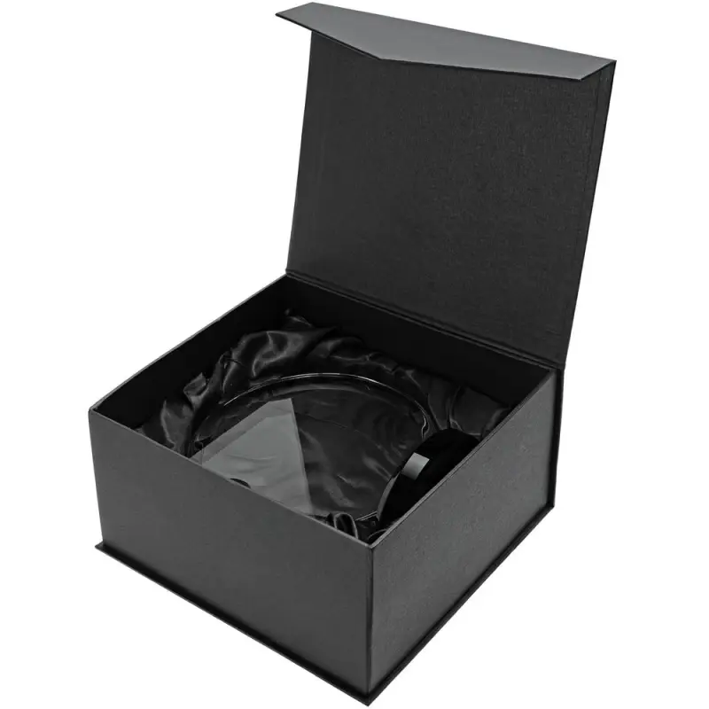 Награда Neon Emerald, в подарочной коробке Награда Neon Emerald, в подарочной коробке