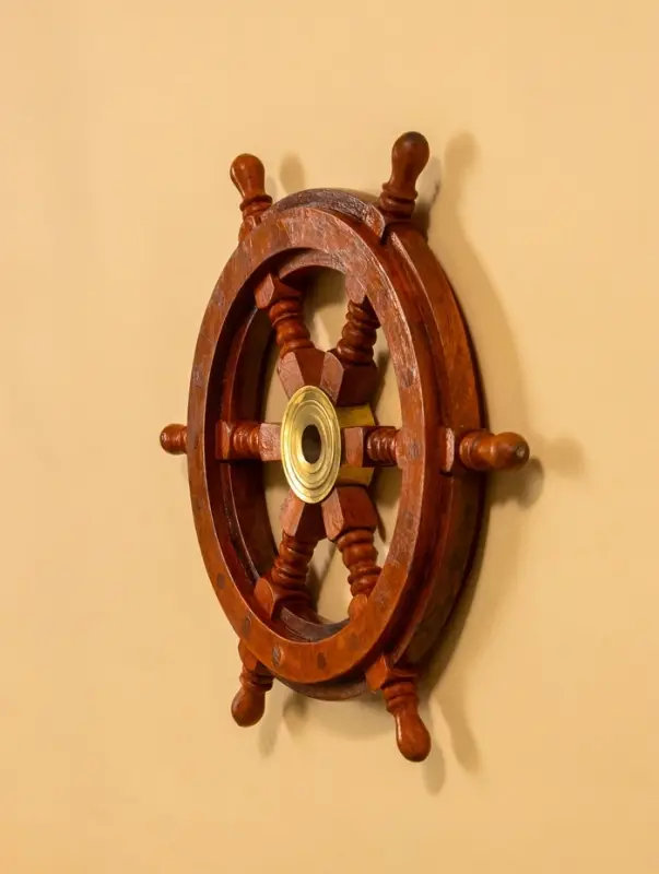 Штурвал декоративный, 32×32×3.5 см, дерево