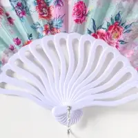 Веер складной &laquo;Розы и астры на нежно-зелёном&raquo;, 22.5 см