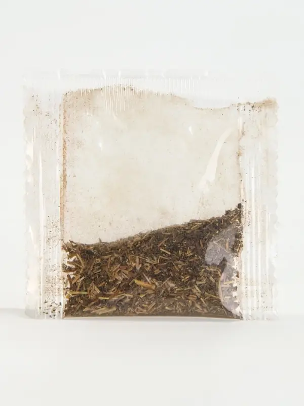 Когтеточка-лежанка &laquo;Пижон. ГТО&raquo;, 42.5&times;20&times;5.5 см, с кошачьей мятой, гофрокартон