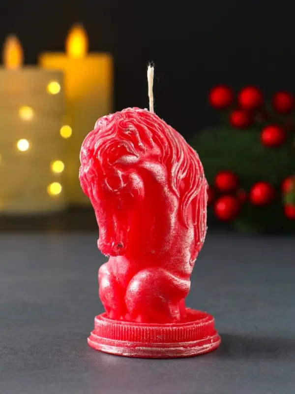 Свеча новогодняя "Конь" 9х6х5cм, ЛАК, красный