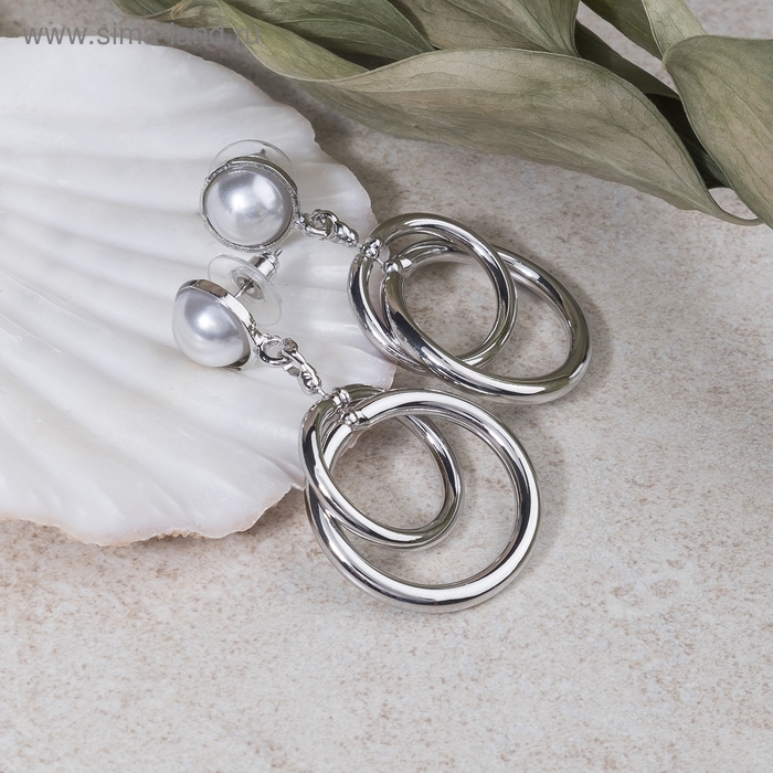 Серьги с жемчугом «Вечность», цвет белый в серебре Серьги с жемчугом «Вечность», цвет белый в серебре