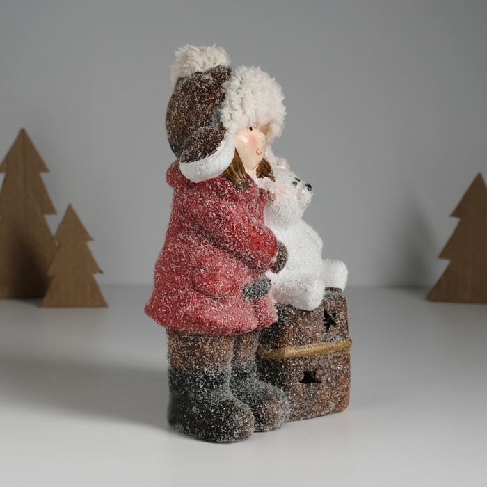 Сувенир керамика свет Сувенир керамика свет "Малышка в красном пальто, с мишкой на подарке" 12х6,5х20 см