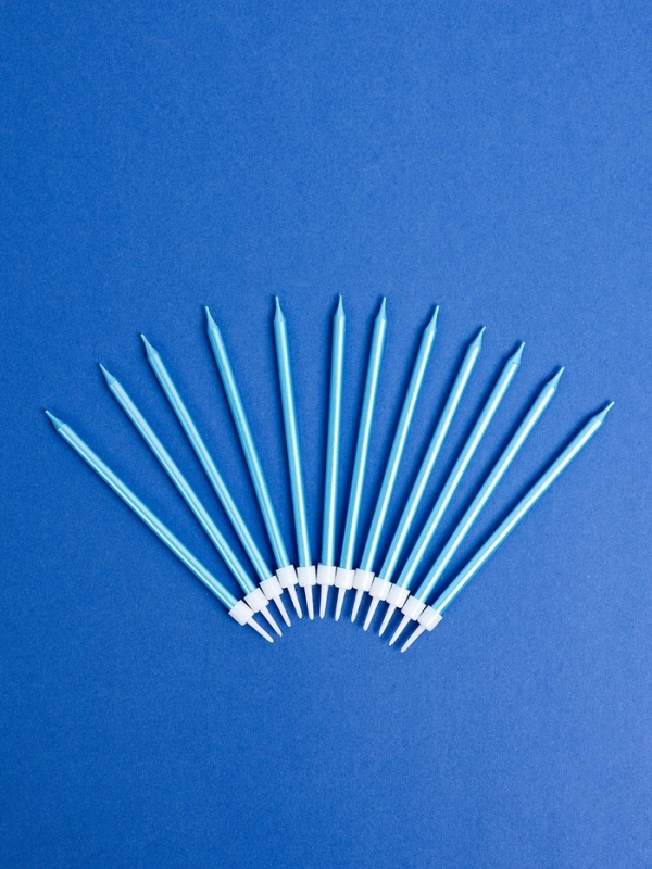 Свечи для торта Свечи для торта "Ройс", 12 шт, голубой металлик