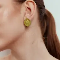 Серьги клипсы &laquo;Стиль. Прозрачный ромб, мятый&raquo;, зелёная, травяная в серебре