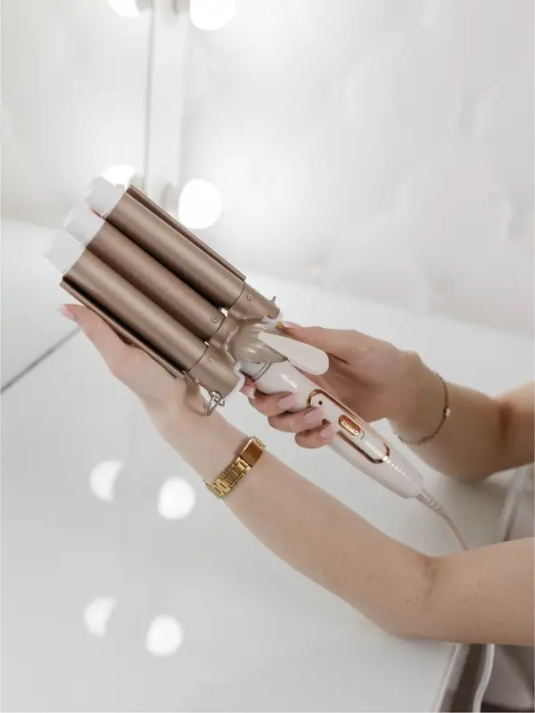 Плойка Luazon LW-05, 35 Вт, керамическое покрытие, d=25 мм, 220&deg;С, белая